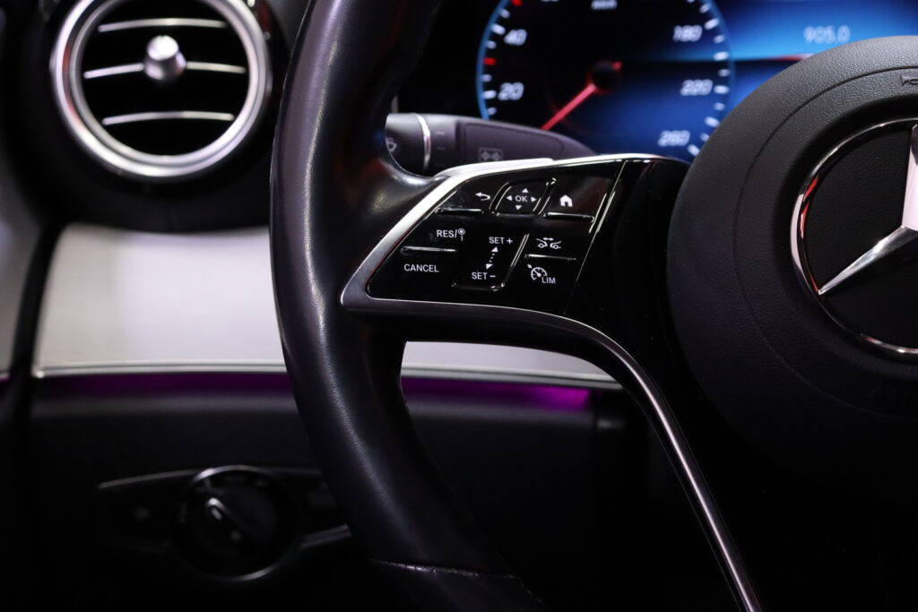 tuotekuva-Mercedes-Benz-E-YXP-985-2026-04-08-155007-20 tuotekuva-Mercedes-Benz-E-YXP-985-2026-04-08-155007-20