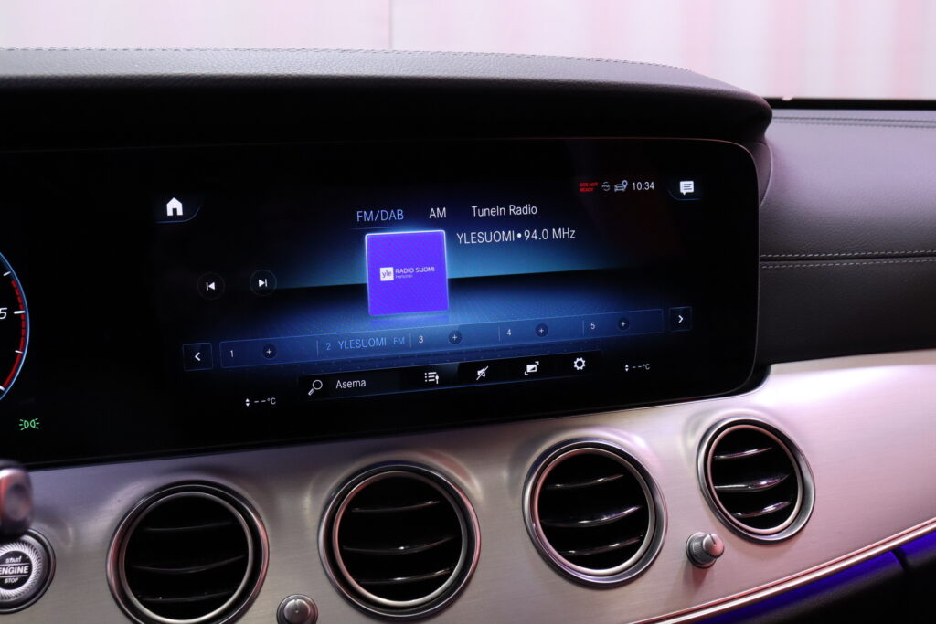 tuotekuva-Mercedes-Benz-E-YXP-985-2026-04-08-155007-26 tuotekuva-Mercedes-Benz-E-YXP-985-2026-04-08-155007-26