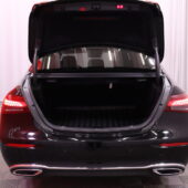 Mercedes-Benz - E - 220 d 4MATIC A Business Avantgarde / 1.om Suomi-auto / Merkkihuollot / Distronic+ / Multibeam / 360° / Keyless / Widescreen / - Sedan