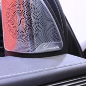 Mercedes-Benz - EQC - 400 4Matic Business AMG // Distronic+ / Multibeam / Burmester / Kattoluukku / P-kamera / Vetokoukku / IHC+ / Keyless // - Maastoauto