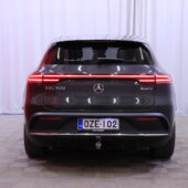 Mercedes-Benz - EQC - 400 4Matic Business AMG // Distronic+ / Multibeam / Burmester / Kattoluukku / P-kamera / Vetokoukku / IHC+ / Keyless // - Maastoauto
