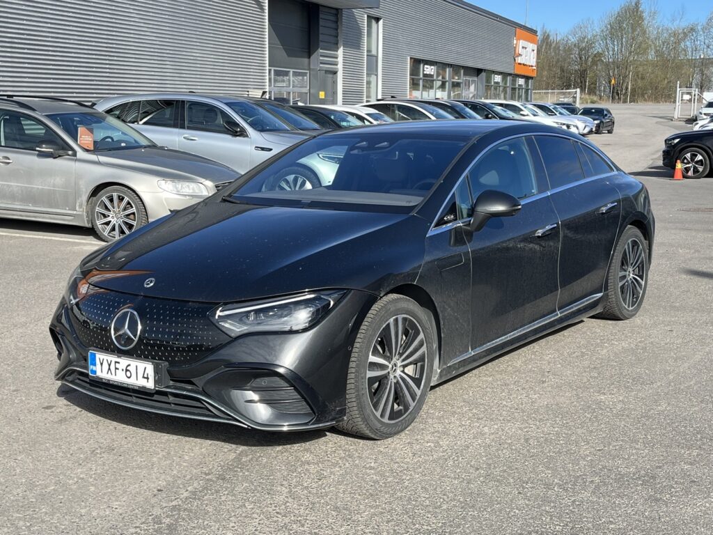 Mercedes-Benz - EQE - 350 4MATIC AMG - Sedan