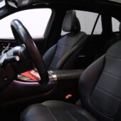 Mercedes-Benz - GLC - 300 e 4MATIC // Distronic+ / Burmester / Panorama / Koukku / Muistipenkit / Kamera / CarPlay / Digimittari // - Maastoauto