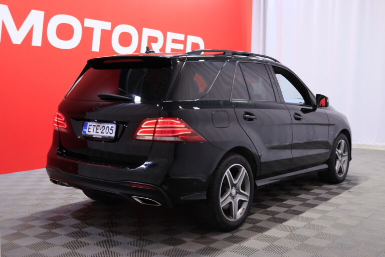 Mercedes-Benz - GLE - 500 e 4MATIC AMG // Distronic+ / Airmatic / Soft Close / Keyless / ILS LED / - Farmari
