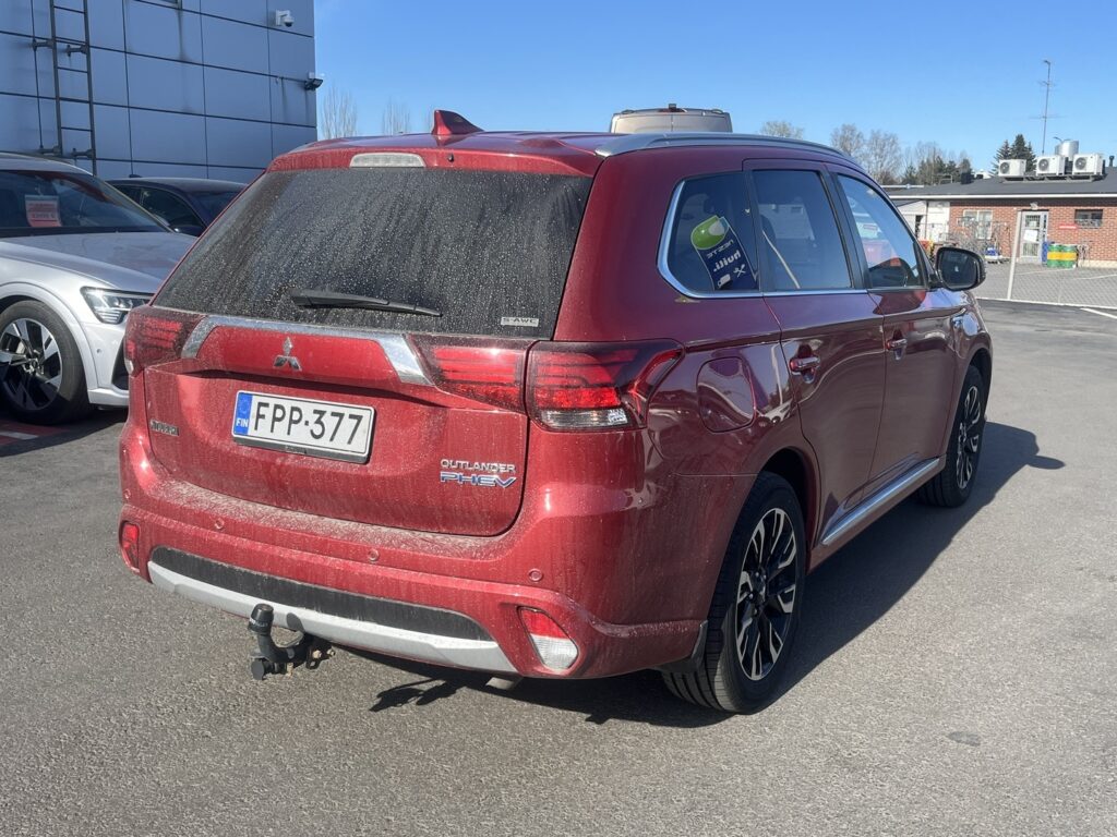 Mitsubishi - Outlander PHEV - Instyle Navi 4WD 5P Mitsubishi - Outlander PHEV - Instyle Navi 4WD 5P - Farmari