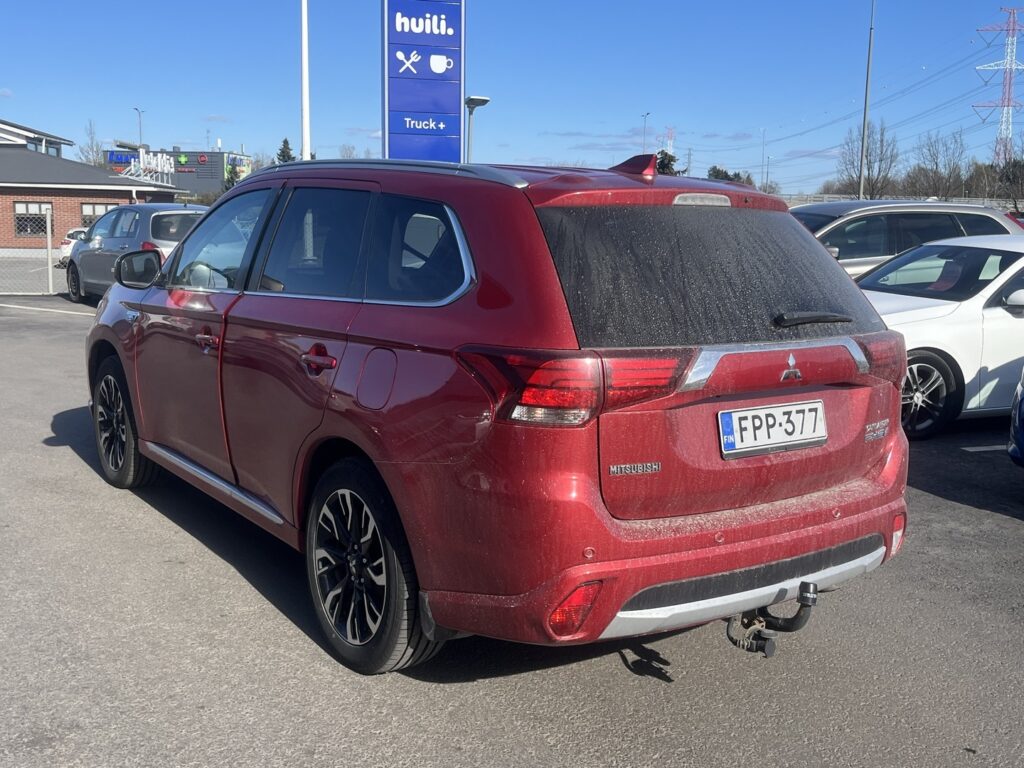 Mitsubishi - Outlander PHEV - Instyle Navi 4WD 5P Mitsubishi - Outlander PHEV - Instyle Navi 4WD 5P - Farmari
