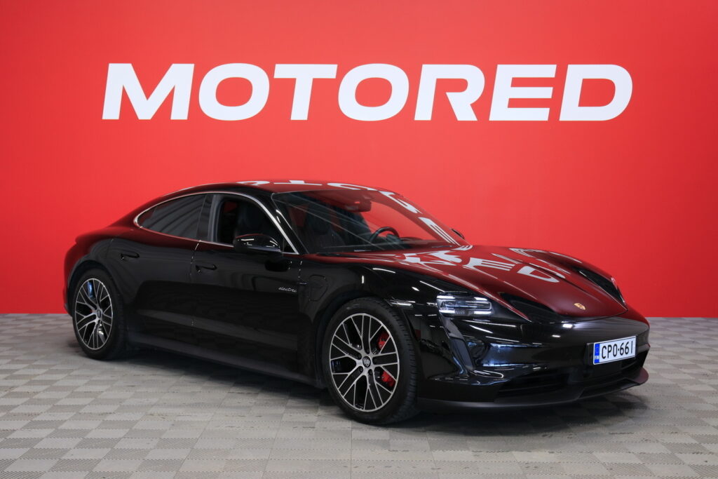 Porsche - Taycan - 4S Performance Battery + // SOH 93% / Flektit vaihdettu /ACC / Sport Chrono + / Bose // - Viistoperä