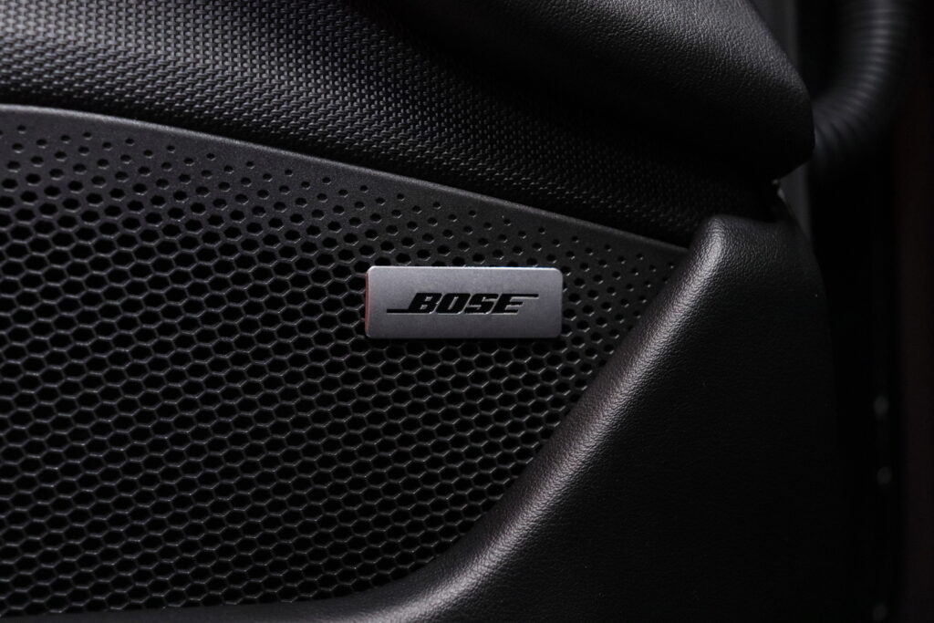 tuotekuva-Porsche-Taycan-CPO-661-2026-04-09-002605-22 tuotekuva-Porsche-Taycan-CPO-661-2026-04-09-002605-22