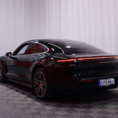 Porsche - Taycan - 4S Performance Battery + // SOH 93% / Flektit vaihdettu /ACC / Sport Chrono + / Bose // - Viistoperä