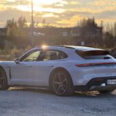 Porsche - Taycan - Turbo Cross Tursimo // Burmester / Matkustajan näyttö / PASM / PCCB / ACC / HUD / 360° / 4-pyöräohajus // - Farmari