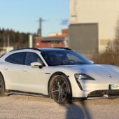 Porsche - Taycan - Turbo Cross Tursimo // Burmester / Matkustajan näyttö / PASM / PCCB / ACC / HUD / 360° / 4-pyöräohajus // - Farmari