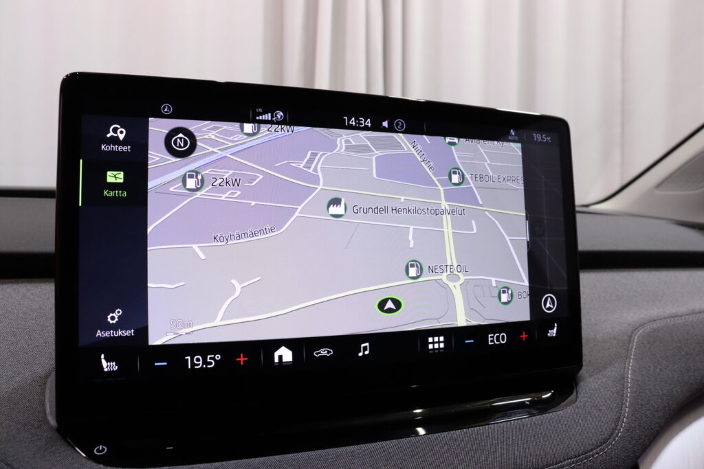 tuotekuva-Skoda-Enyaq-FRJ-932-2026-04-22-164005-23 tuotekuva-Skoda-Enyaq-FRJ-932-2026-04-22-164005-23