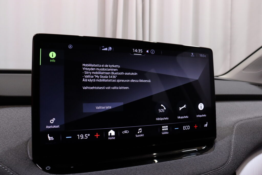 tuotekuva-Skoda-Enyaq-FRJ-932-2026-04-22-164005-29 tuotekuva-Skoda-Enyaq-FRJ-932-2026-04-22-164005-29