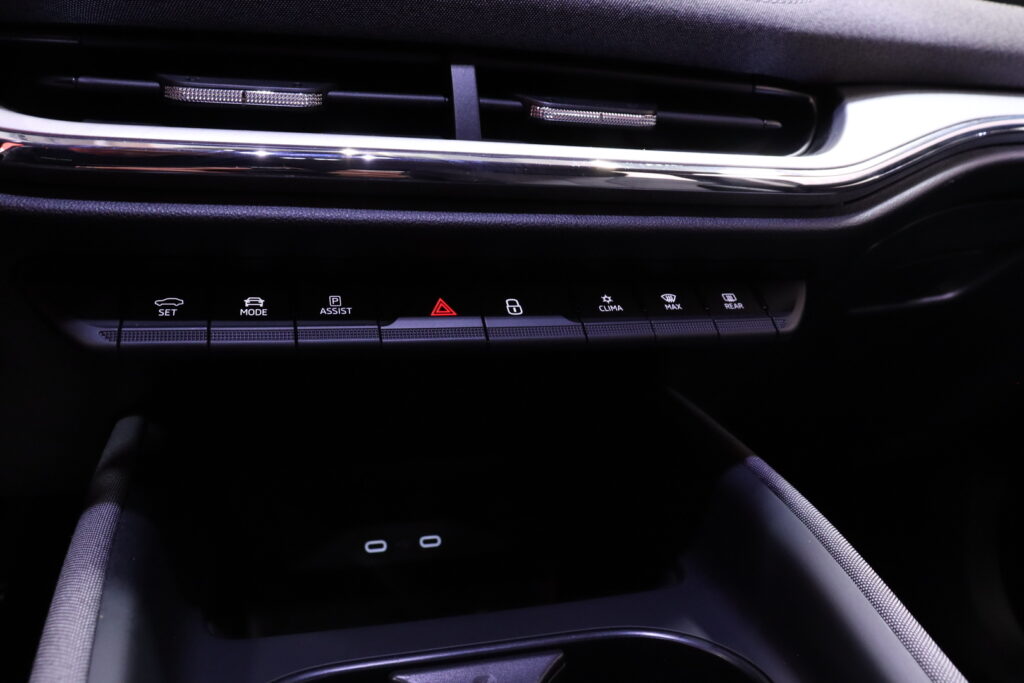 tuotekuva-Skoda-Enyaq-FRJ-932-2026-04-22-164005-31 tuotekuva-Skoda-Enyaq-FRJ-932-2026-04-22-164005-31