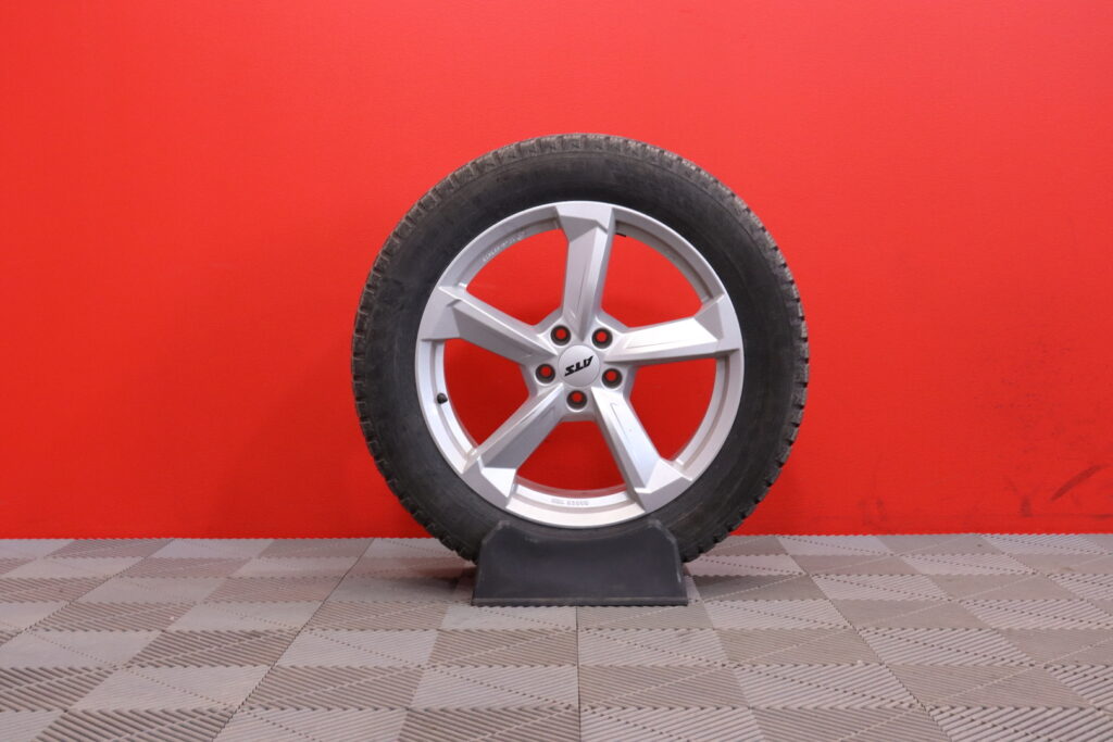 tuotekuva-Skoda-Enyaq-FRJ-932-2026-04-22-164005-35 tuotekuva-Skoda-Enyaq-FRJ-932-2026-04-22-164005-35