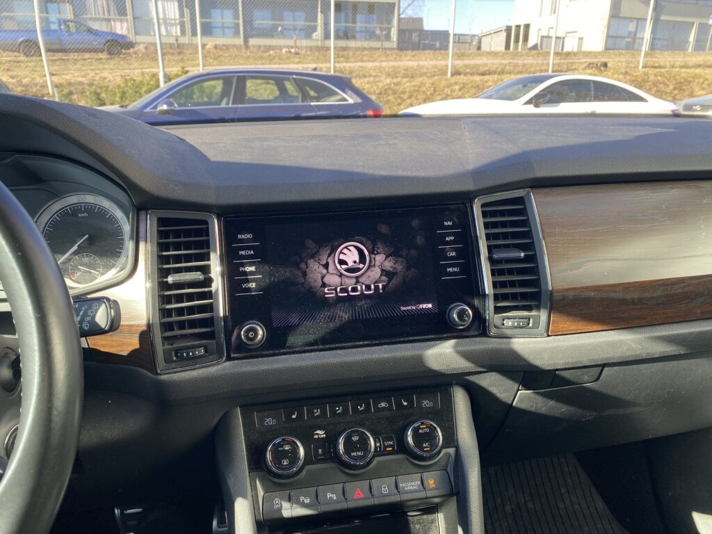 Skoda - Kodiaq - 2,0 TDI 190 4x4 Scout DSG Autom. Skoda - Kodiaq - 2,0 TDI 190 4x4 Scout DSG Autom. - Maastoauto