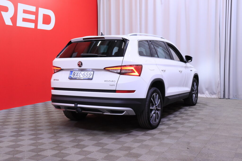 Skoda - Kodiaq - 2,0 TDI 190 4x4 Scout DSG Autom. // Jakopää tehty 11/2025 / 7-P / 1.om. Suomi auto / ACC / Webasto / Canton / Koukku // Skoda - Kodiaq - 2,0 TDI 190 4x4 Scout DSG Autom. // Jakopää tehty 11/2025 / 7-P / 1.om. Suomi auto / ACC / Webasto / Canton / Koukku // - Maastoauto