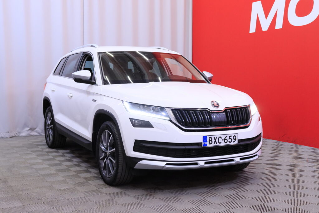 Skoda - Kodiaq - 2,0 TDI 190 4x4 Scout DSG Autom. // Jakopää tehty 11/2025 / 7-P / 1.om. Suomi auto / ACC / Webasto / Canton / Koukku // Skoda - Kodiaq - 2,0 TDI 190 4x4 Scout DSG Autom. // Jakopää tehty 11/2025 / 7-P / 1.om. Suomi auto / ACC / Webasto / Canton / Koukku // - Maastoauto