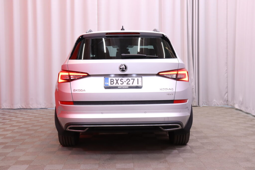 Skoda - Kodiaq - 2,0 TDI 190 4x4 SportLine DSG Autom. // Suomi-auto / ACC / Canton / Webasto / Vetokoukku / SmartLink / Muistipenkki // Skoda - Kodiaq - 2,0 TDI 190 4x4 SportLine DSG Autom. // Suomi-auto / ACC / Canton / Webasto / Vetokoukku / SmartLink / Muistipenkki // - Maastoauto