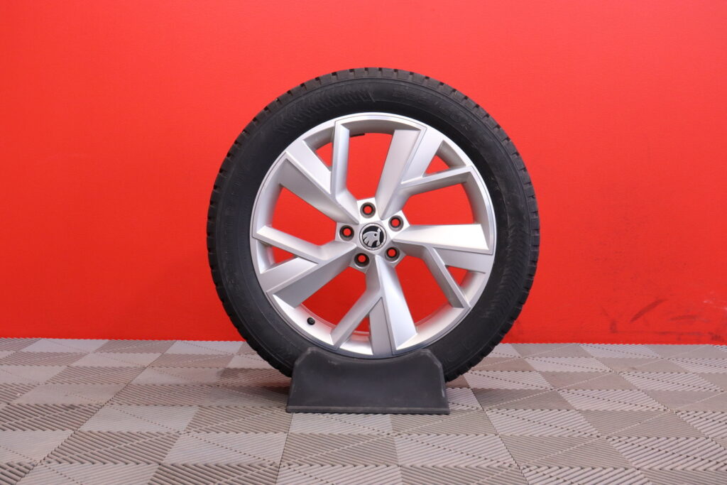 tuotekuva-Skoda-Kodiaq-BXS-271-2026-04-30-163104-32 tuotekuva-Skoda-Kodiaq-BXS-271-2026-04-30-163104-32