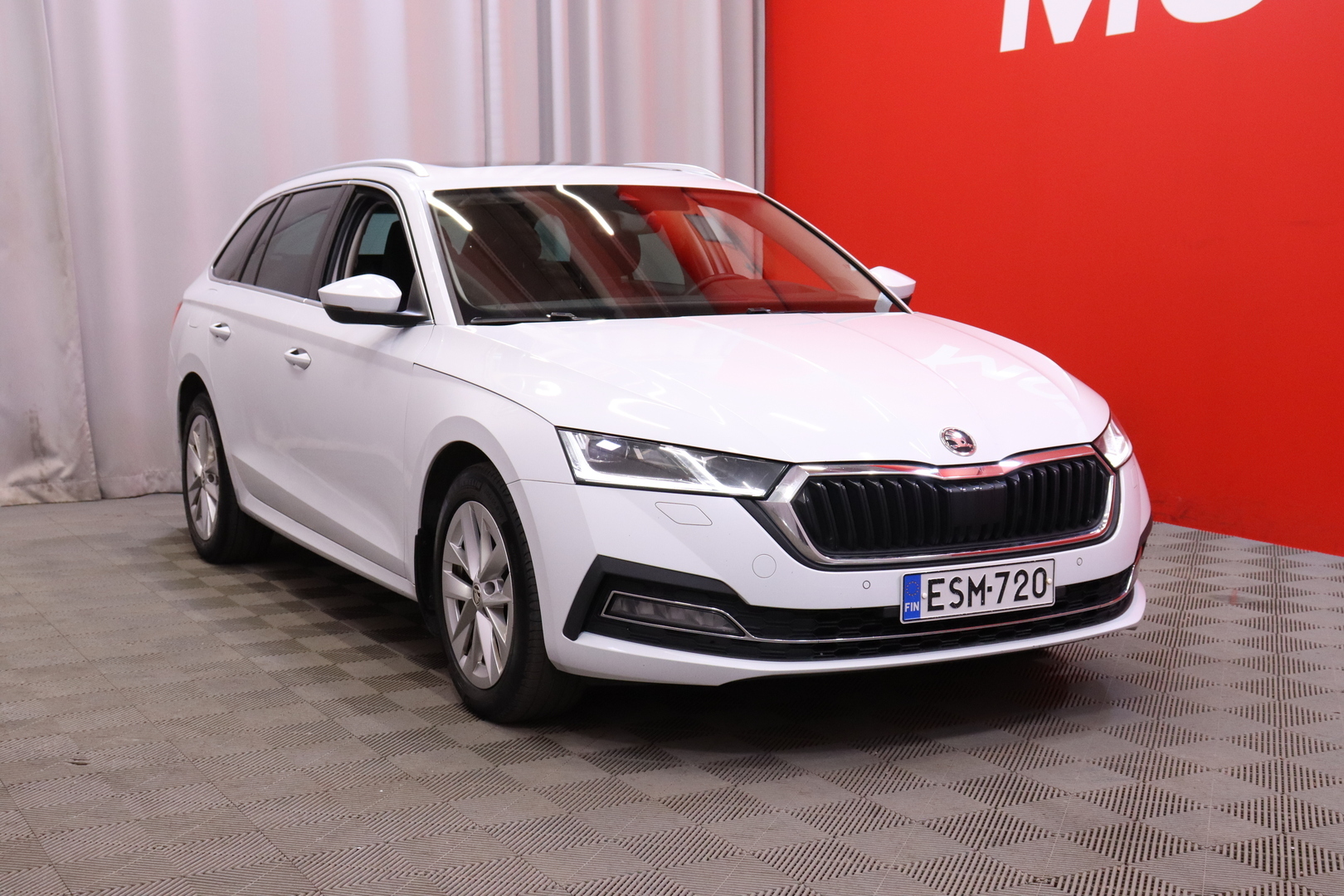 Skoda - Octavia - Combi 2,0 TDI 150 Style Launch Edition DSG // ACC / Webasto / Muistipenkit / Panorama / Matrix LED  / HUD // - Farmari