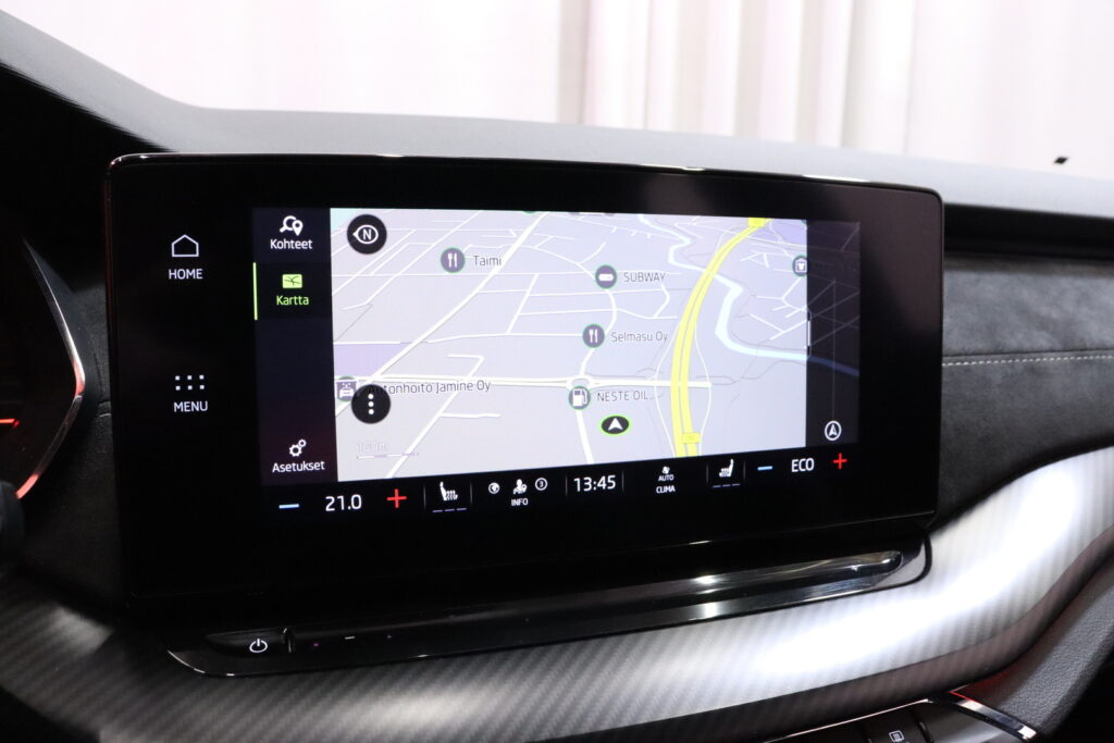 tuotekuva-Skoda-Octavia-NMI-459-2026-04-10-160103-24 tuotekuva-Skoda-Octavia-NMI-459-2026-04-10-160103-24