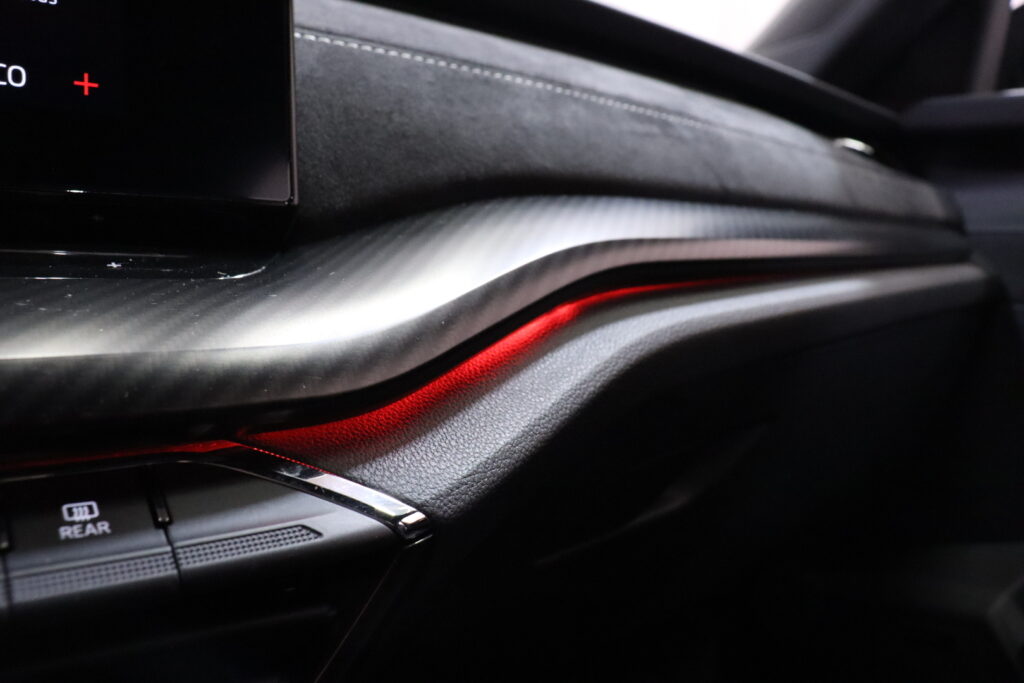 tuotekuva-Skoda-Octavia-NMI-459-2026-04-10-160103-31 tuotekuva-Skoda-Octavia-NMI-459-2026-04-10-160103-31