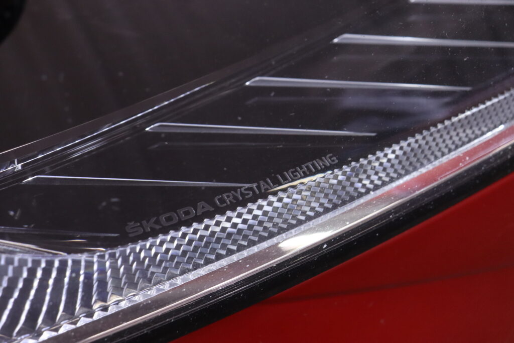 tuotekuva-Skoda-Octavia-NMI-459-2026-04-10-160103-32 tuotekuva-Skoda-Octavia-NMI-459-2026-04-10-160103-32