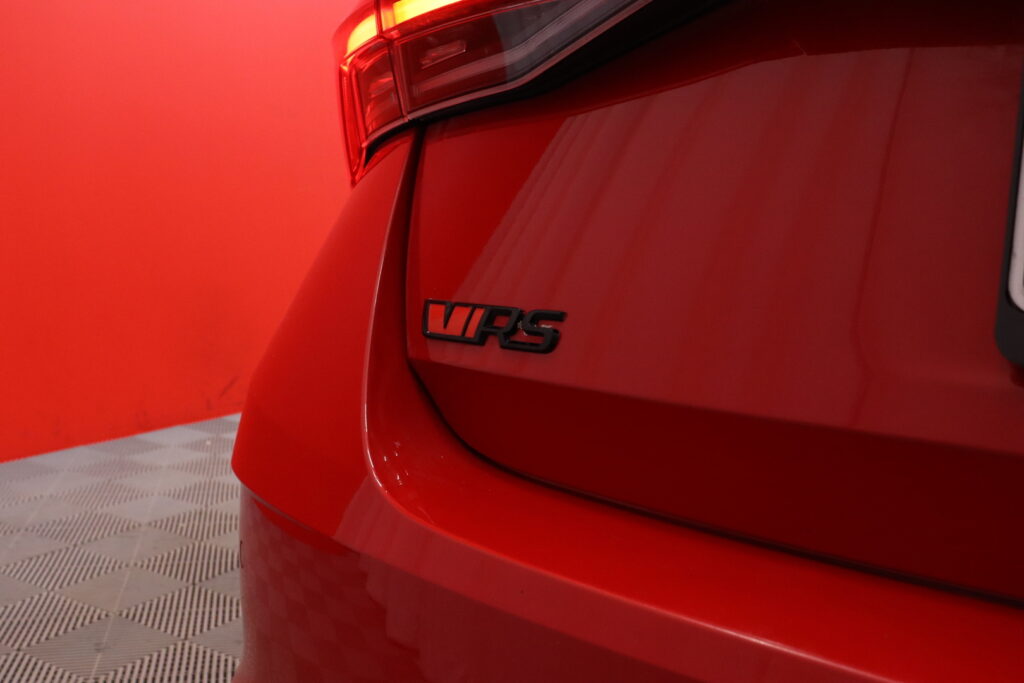 tuotekuva-Skoda-Octavia-NMI-459-2026-04-10-160103-33 tuotekuva-Skoda-Octavia-NMI-459-2026-04-10-160103-33