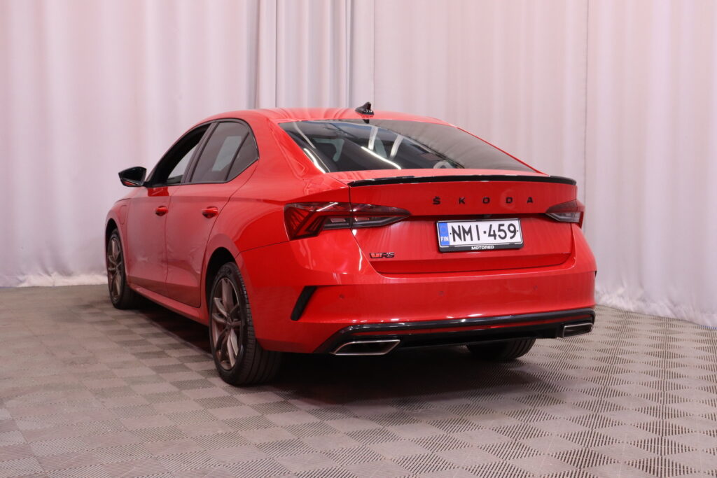 Skoda - Octavia - 1,4 TSI PHEV RS iV DSG Autom // ACC / Matrix / DCC / Webasto / Canton / HUD / Keyless / Hieronta / Digimittari Skoda - Octavia - 1,4 TSI PHEV RS iV DSG Autom // ACC / Matrix / DCC / Webasto / Canton / HUD / Keyless / Hieronta / Digimittari - Sedan