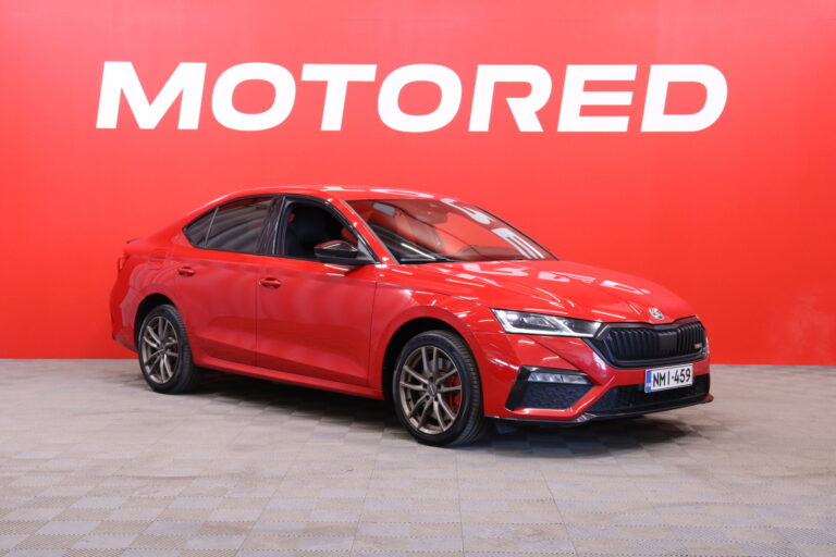 Skoda - Octavia - 1,4 TSI PHEV RS iV DSG Autom // ACC / Matrix / DCC / Webasto / Canton / HUD / Keyless / Hieronta / Digimittari - Sedan