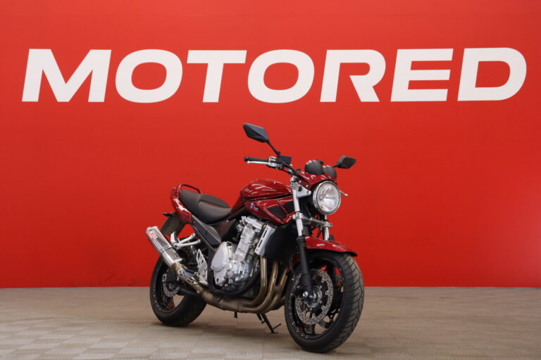 Suzuki - GSF - 1250 A Bandit // Juuri saapunut / Suomi-pyörä / Yoshimura / 3x Laukut / Huoltokirja / ABS // - Moottoripyörä