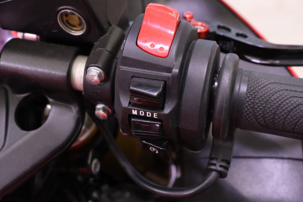 Suzuki - GSX - 1300R Hayabusa // 50th Anniversary Edition! / ABS / BlackWidow / Brembo // Suzuki - GSX - 1300R Hayabusa // 50th Anniversary Edition! / ABS / BlackWidow / Brembo // - Moottoripyörä