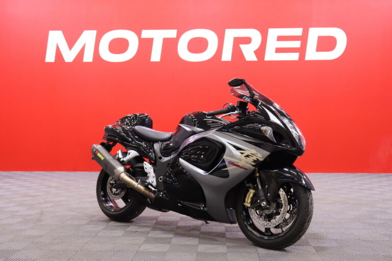 Suzuki - GSX - 1300R Hayabusa // Suomi-pyörä / Akrapovic-putkisto / Huoltokirja / ABS / Ajomodet / Kahvanlämmittimet // - Moottoripyörä