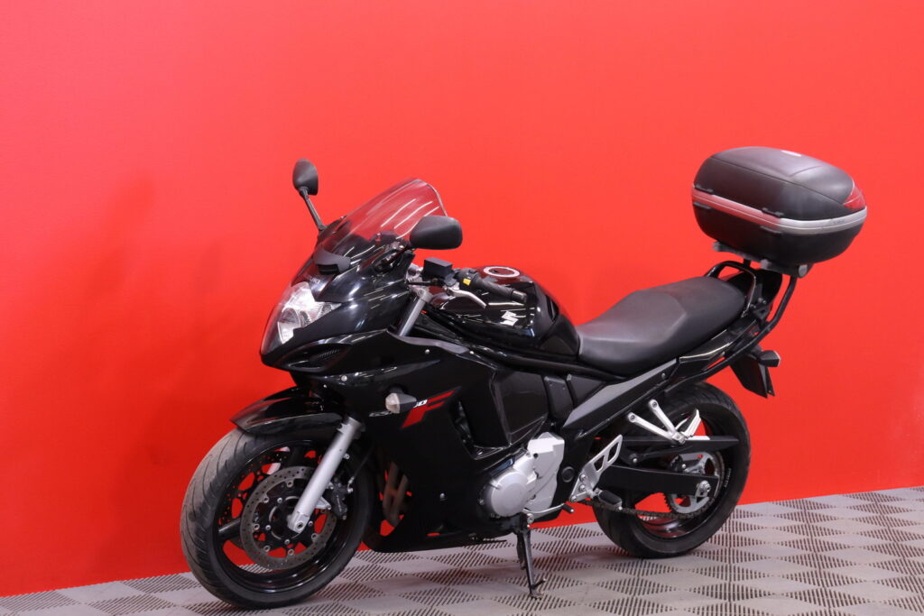 Suzuki - GSX - 650 F // Juuri saapunut! / Suomi-pyörä / A2 kuristettavissa / Vaihdenäyttö // Suzuki - GSX - 650 F // Juuri saapunut! / Suomi-pyörä / A2 kuristettavissa / Vaihdenäyttö // - Moottoripyörä