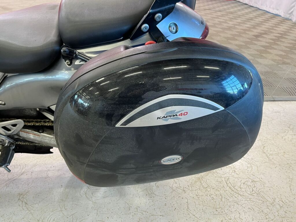 Suzuki - GSX - 1300R Hayabusa *Suomipyörä, Slipari, Ketjurasvari* Suzuki - GSX - 1300R Hayabusa *Suomipyörä, Slipari, Ketjurasvari* - Moottoripyörä