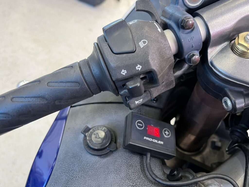 Suzuki - GSX - 1300R Hayabusa *Suomipyörä, Slipari, Ketjurasvari* Suzuki - GSX - 1300R Hayabusa *Suomipyörä, Slipari, Ketjurasvari* - Moottoripyörä