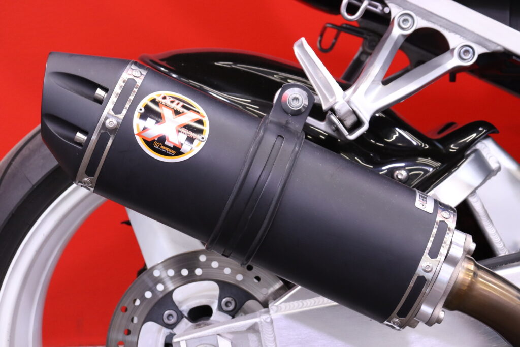 Suzuki - GSX-R - 1000 // Todella siisti! / Suomi-pyörä / IXIL / Ohjausiskari / Kliparit // Suzuki - GSX-R - 1000 // Todella siisti! / Suomi-pyörä / IXIL / Ohjausiskari / Kliparit // - Moottoripyörä