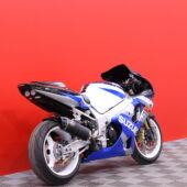 Suzuki - GSX-R - 1000 // Todella siisti! / Suomi-pyörä / IXIL / Ohjausiskari / Kliparit // - Moottoripyörä