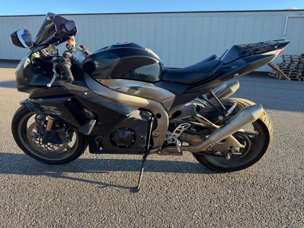 Suzuki - GSX-R - 1000 // Juuri saapunut! / Juuri huollettu // Suzuki - GSX-R - 1000 // Juuri saapunut! / Juuri huollettu // - Moottoripyörä