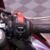 Suzuki - GSX-R - 1000 // Juuri saapunut! / Suomi-pyörä / Yoshimura putkisto / Huoltokirja / Ohjausiskari // - Moottoripyörä