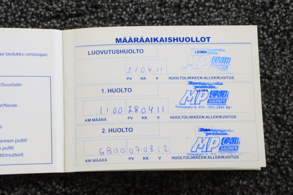 Suzuki - GSX-R - 1000 // Juuri saapunut! / Suomi-pyörä / Yoshimura putkisto / Huoltokirja / Ohjausiskari // Suzuki - GSX-R - 1000 // Juuri saapunut! / Suomi-pyörä / Yoshimura putkisto / Huoltokirja / Ohjausiskari // - Moottoripyörä