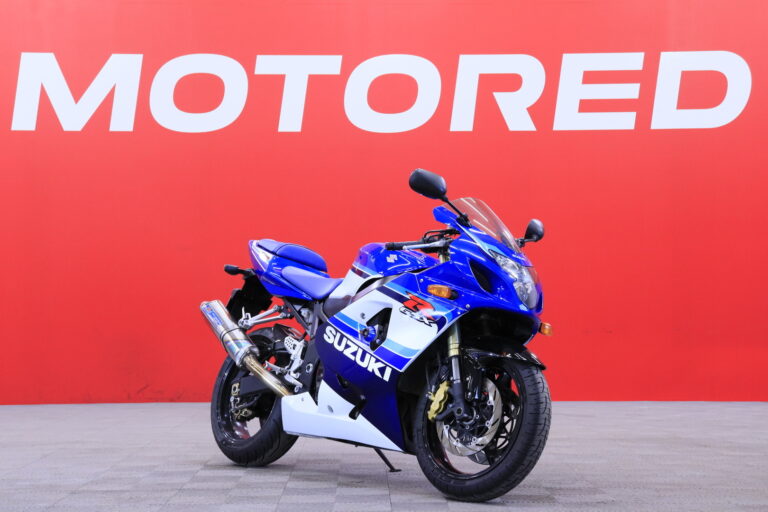 Suzuki - GSX-R - 600 // Harvinainen 20th Anniversary! / 1. Omisteinen Suomi-pyörä / Yoshimura / Huoltokirja // - Moottoripyörä