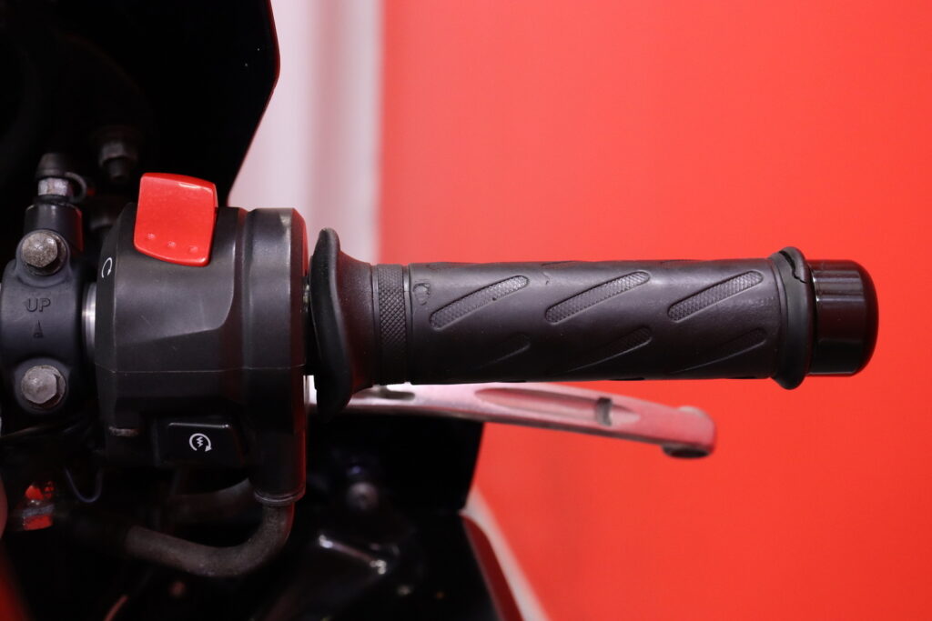 tuotekuva-Suzuki-GSX-R-FW-668-2026-04-27-115504-15 tuotekuva-Suzuki-GSX-R-FW-668-2026-04-27-115504-15