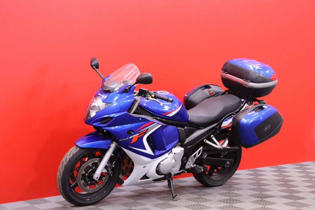 Suzuki - GSX - 650 F // Juuri saapunut! / Suomi-pyörä / 3x Laukut // Suzuki - GSX - 650 F // Juuri saapunut! / Suomi-pyörä / 3x Laukut // - Moottoripyörä