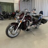 Suzuki - VZR - // Juuri saapunut! / Suomi-pyörä / Huoltokirja / Sissybar / Kaatumaraudat / 2x laukut // - Moottoripyörä