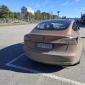 Tesla - Model 3 - RWD - Sedan