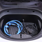 tuotekuva-Tesla-Model-3-IPX-136-2026-04-09-105606-26