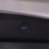 tuotekuva-Tesla-Model-3-IPX-136-2026-04-09-105606-28