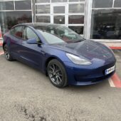 Tesla - Model 3 - RWD // 1.om Suomi-auto / AMD Ryzen / Vakionopeudensäädin (ACC) / Autopilot / Panorama / - Sedan